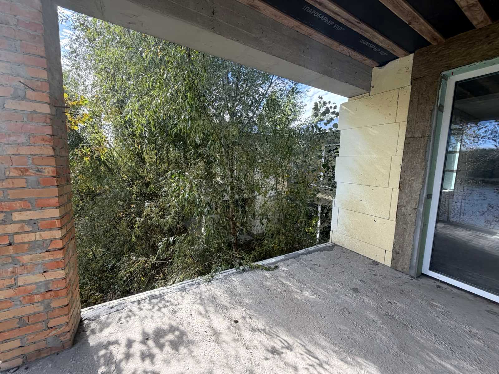 1877819278392603