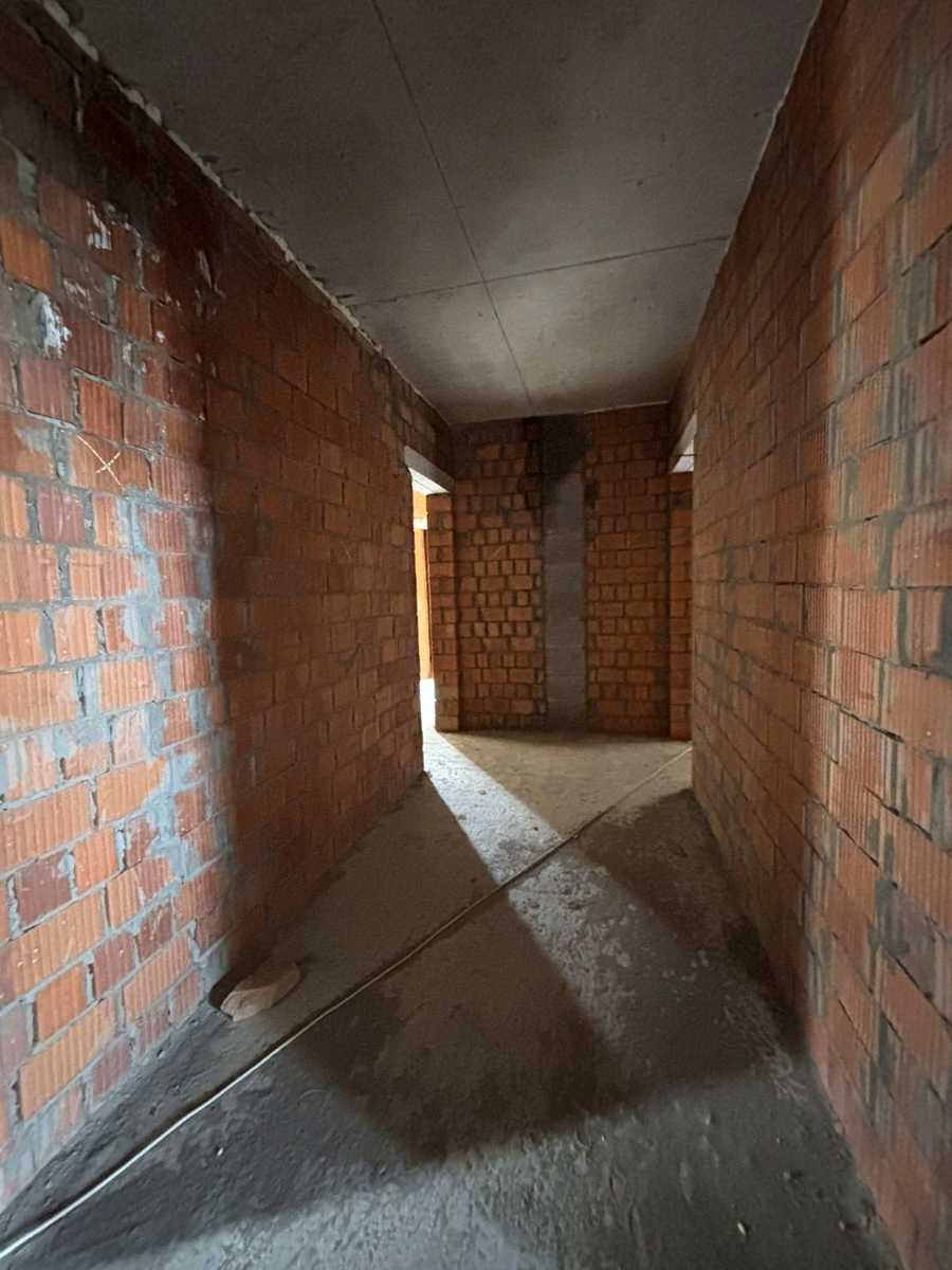 1877824579750014