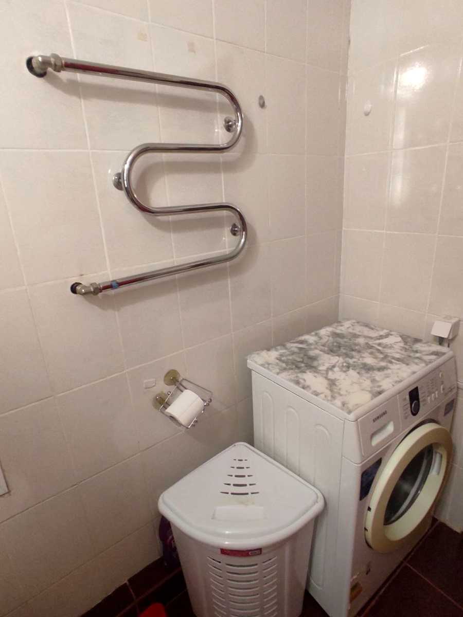 1877828780242182