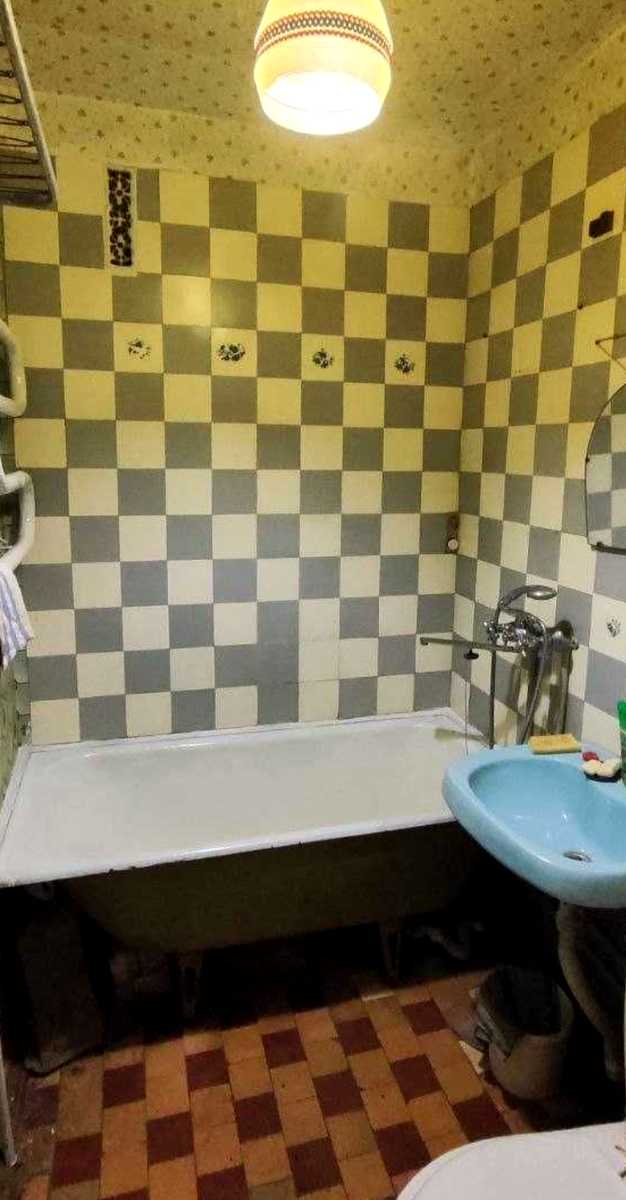 1877829050051472