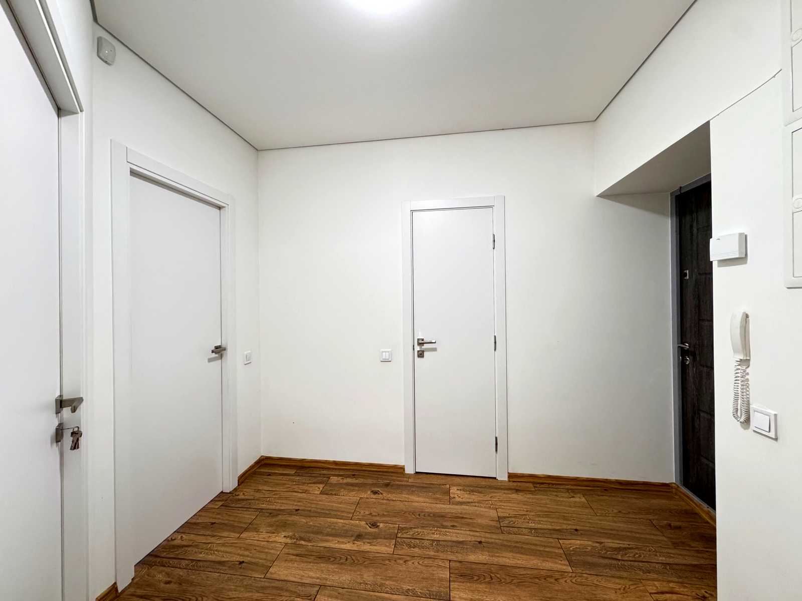 1877829918055770