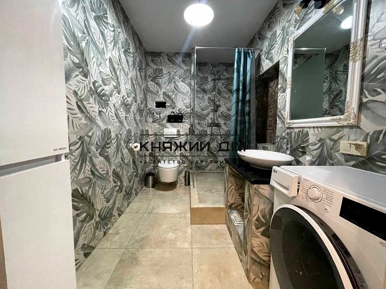 1877832375290576
