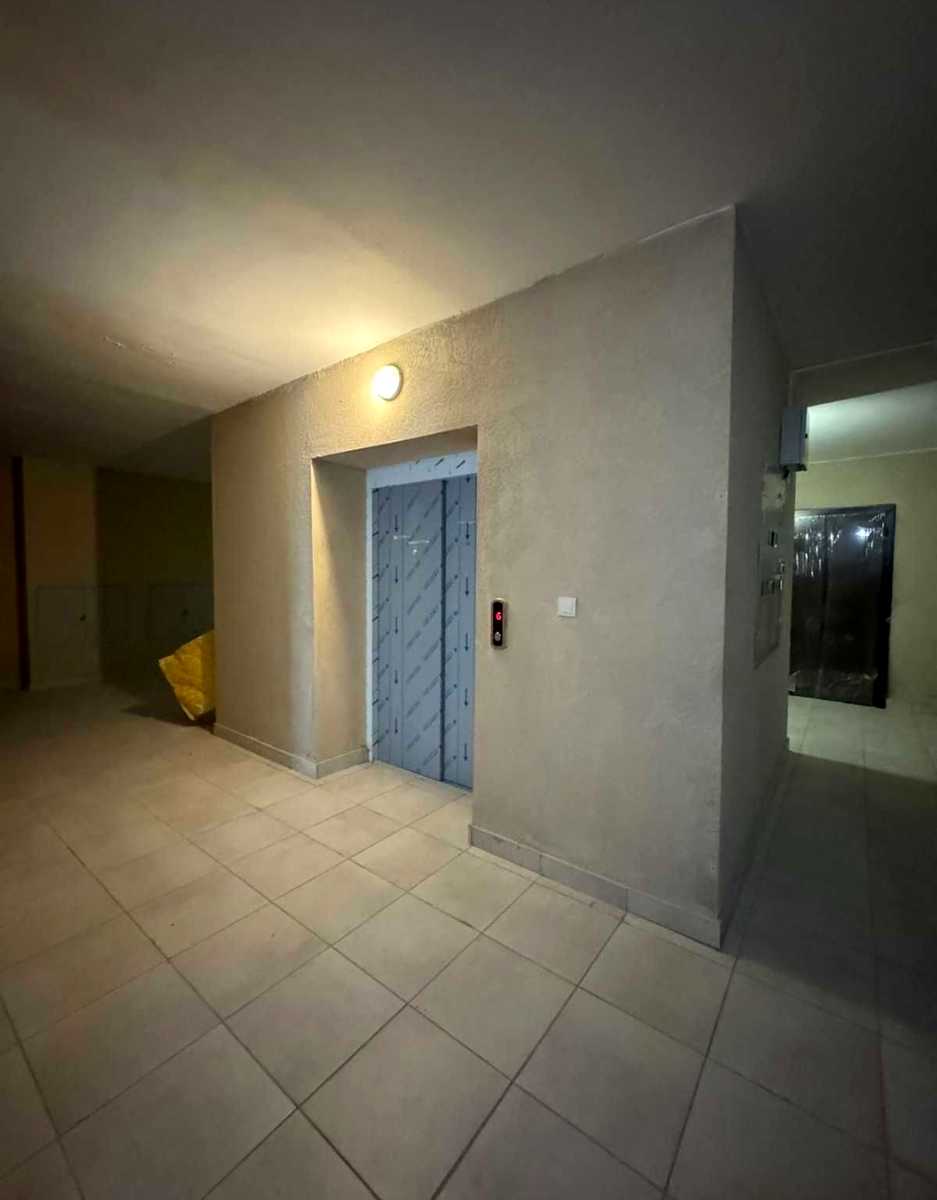 1877832500640909