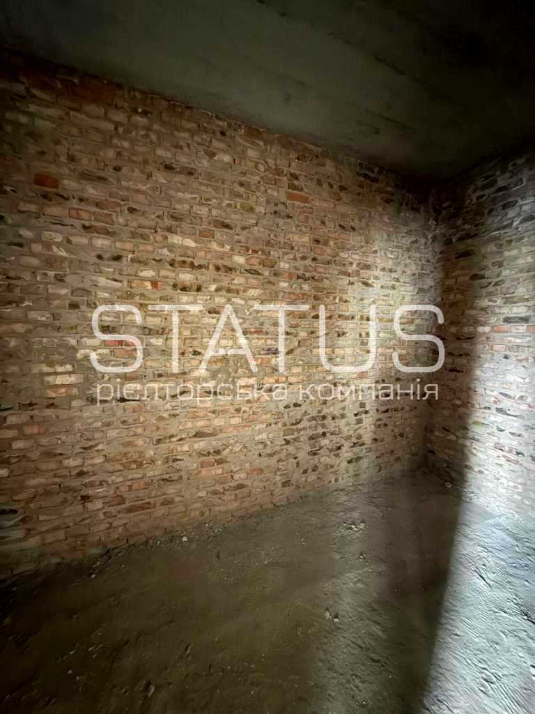 1877833328172592