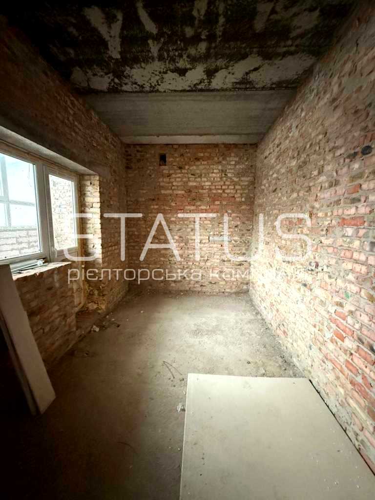 1877833329547905