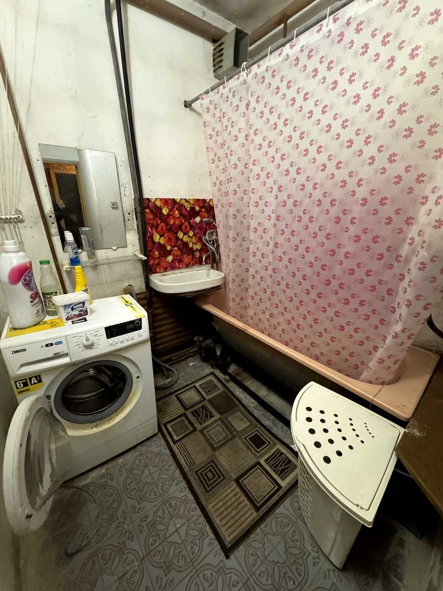 1877833437786523