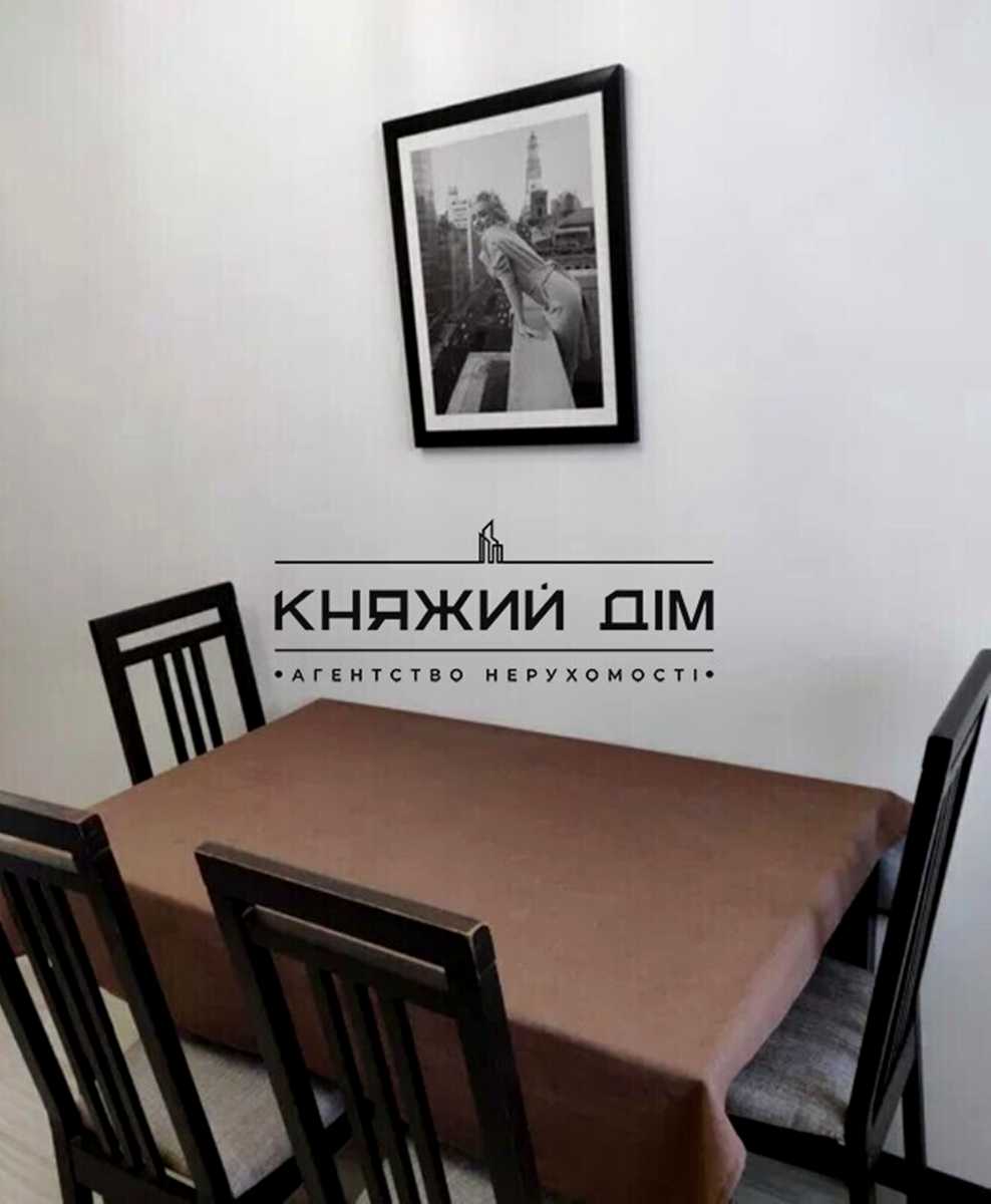 1877833669974913