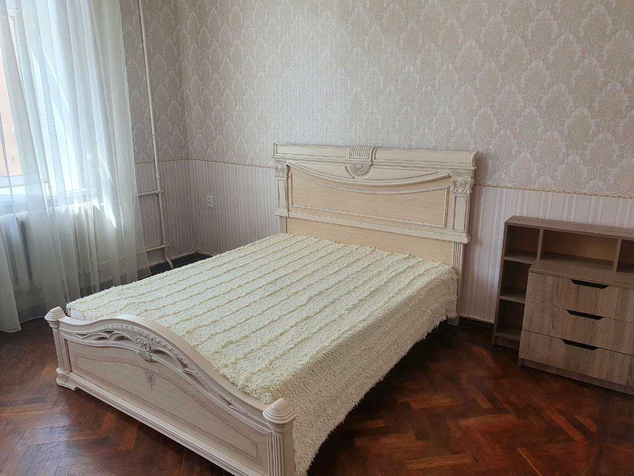 1877833766730849