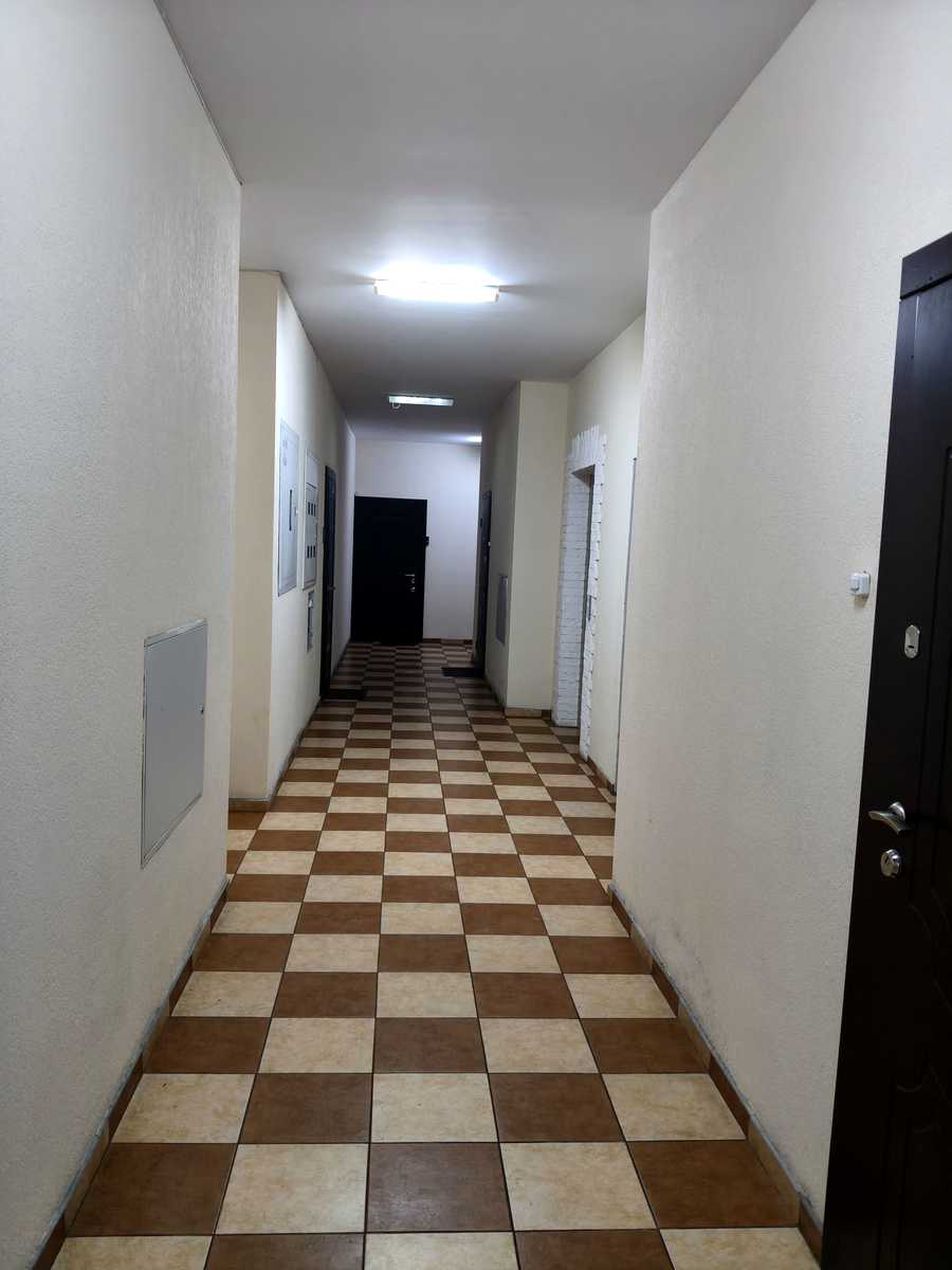 1877833996222287