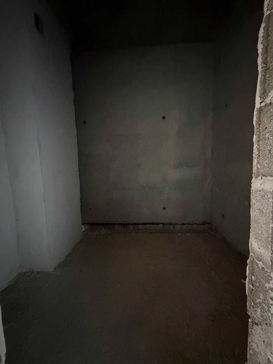 1877834777785343