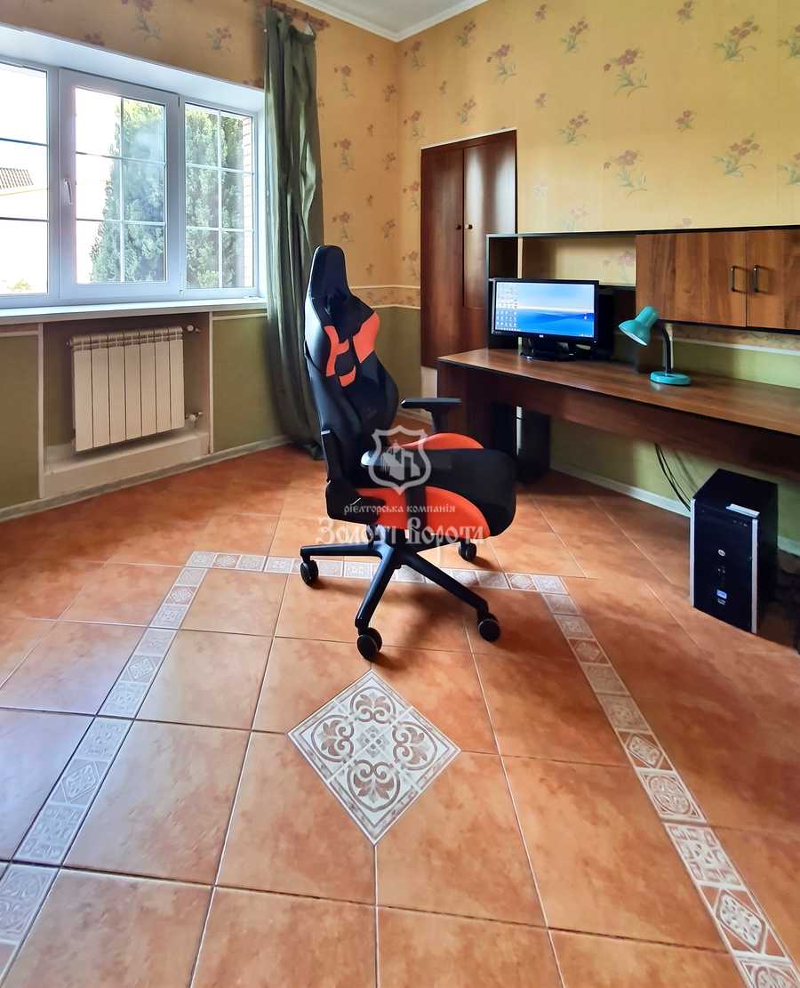 1877836374593119
