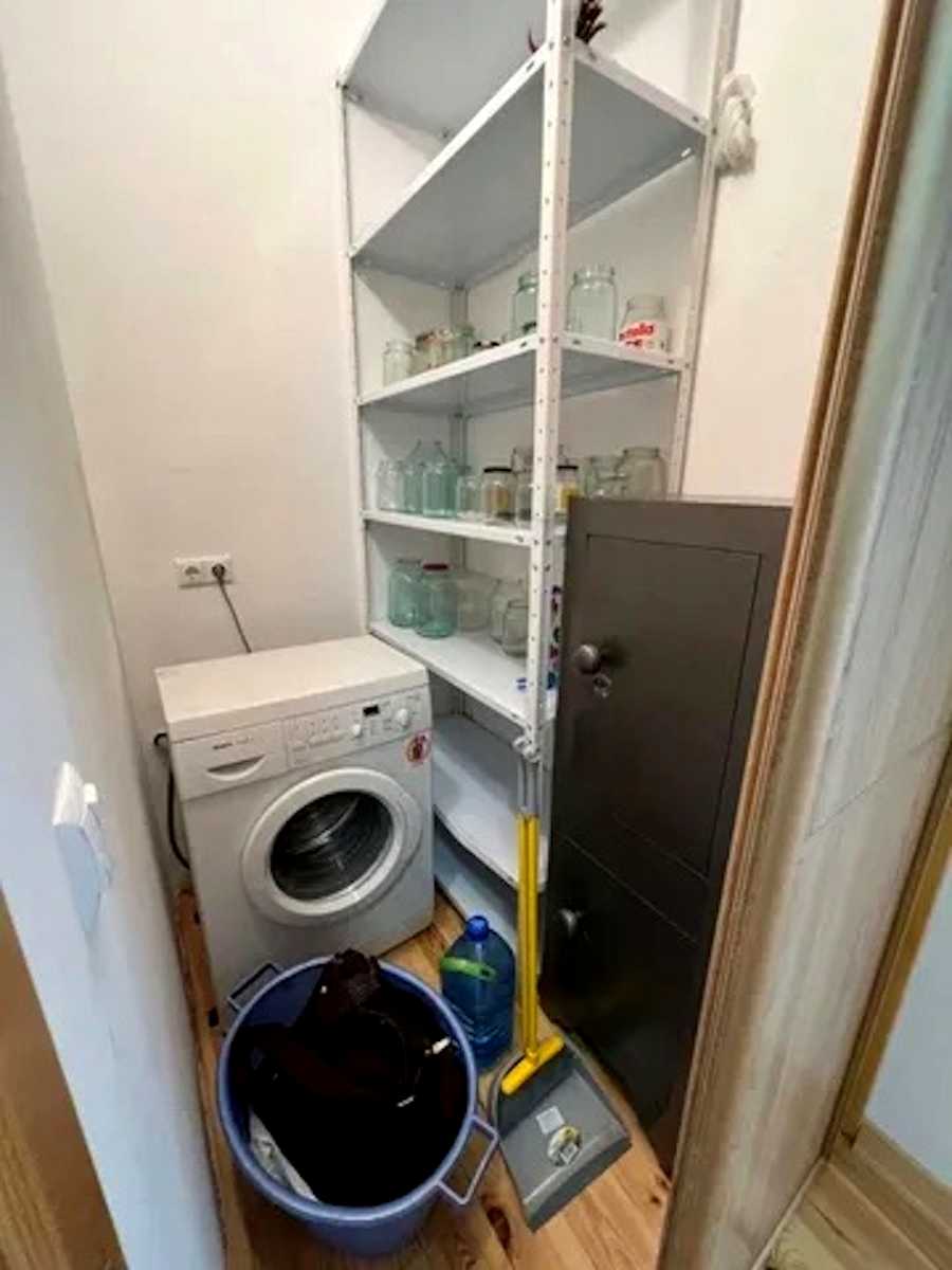 1877837008743406