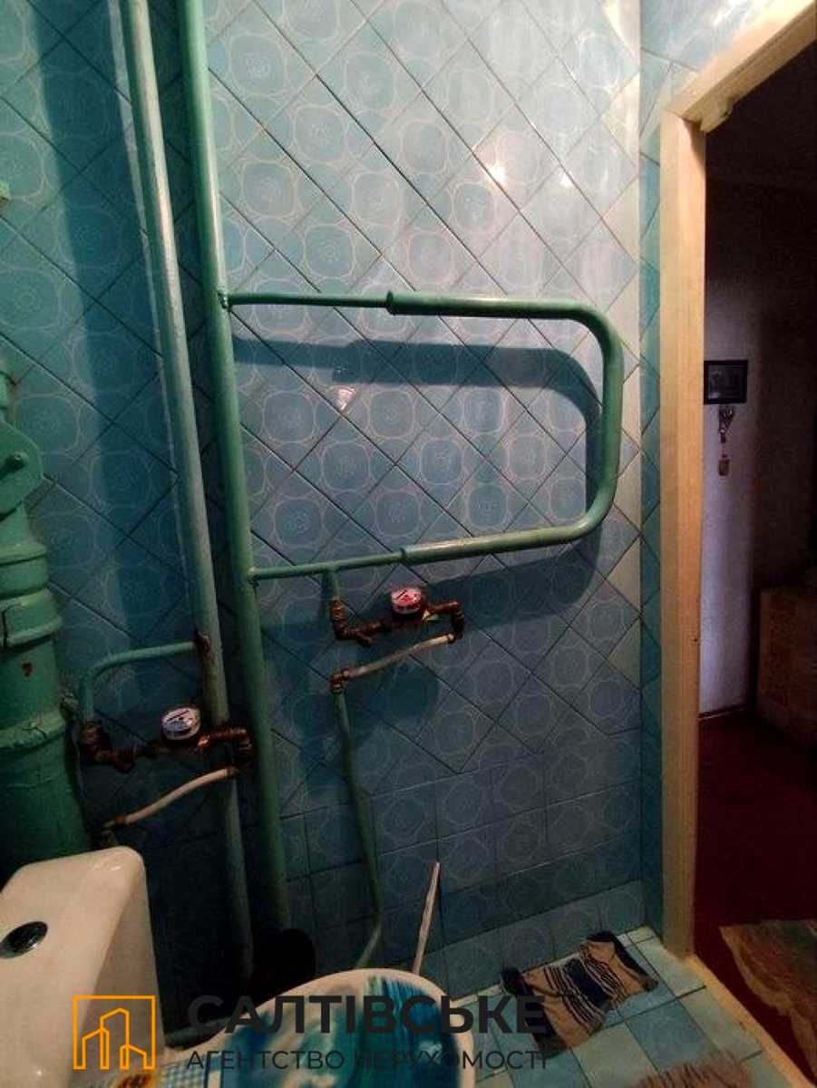 1877837042583544