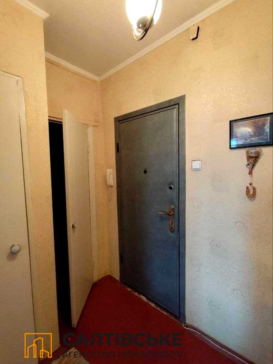 1877837042777624