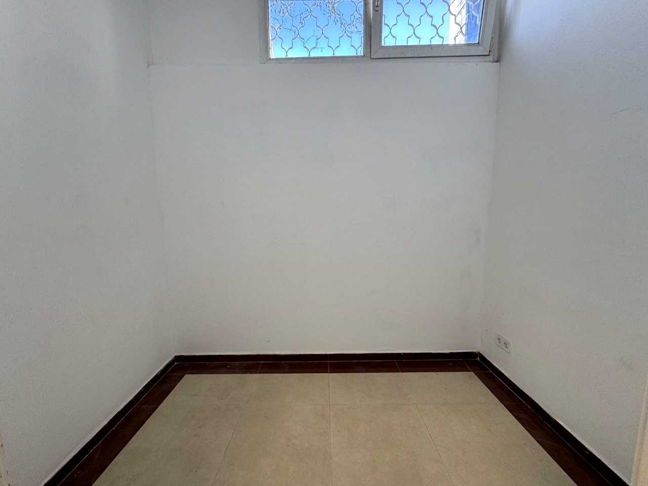 1877837097773776