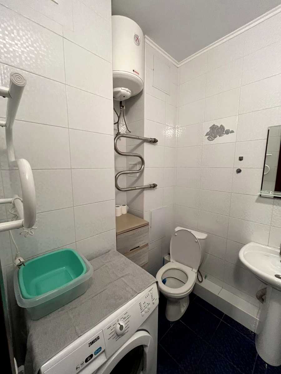 1877837777045734