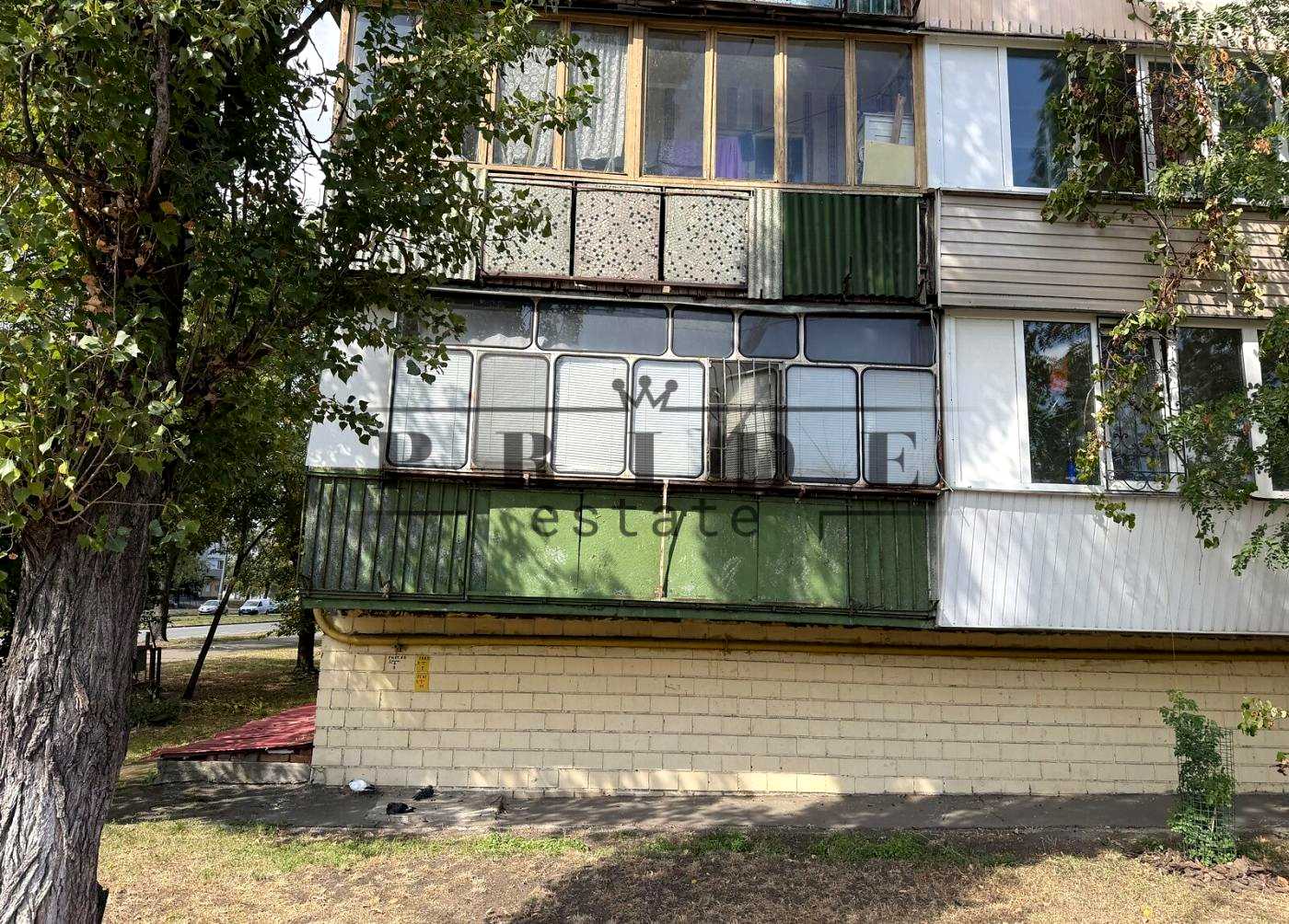 1877838047606211