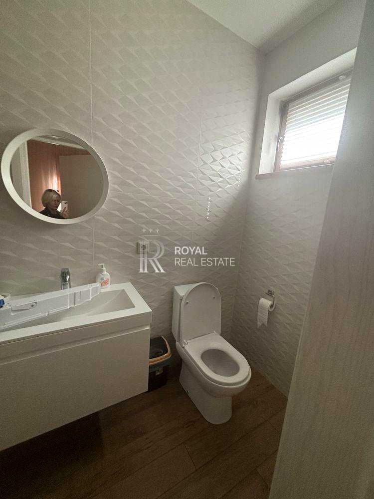 1877838090087690