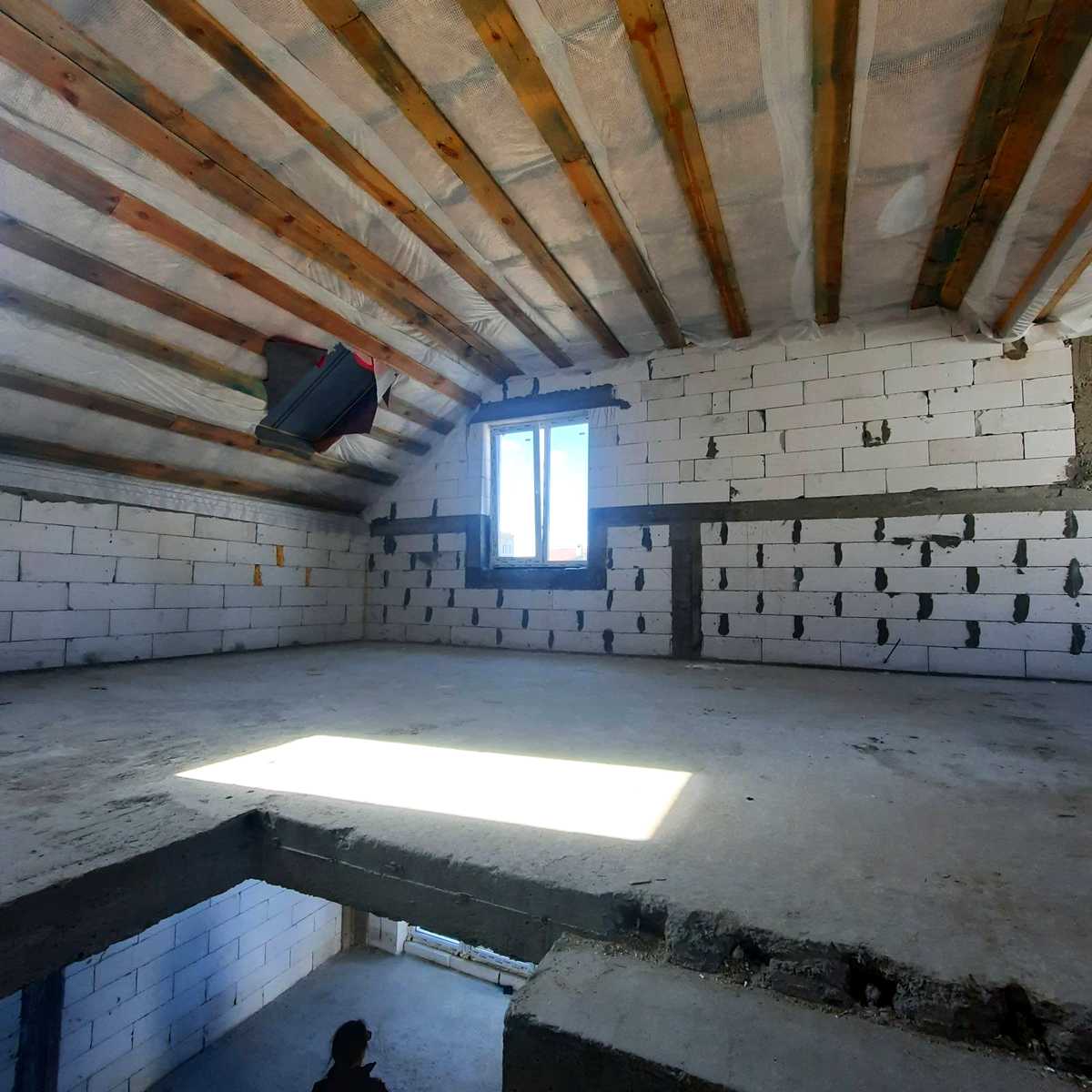 1877838154453023
