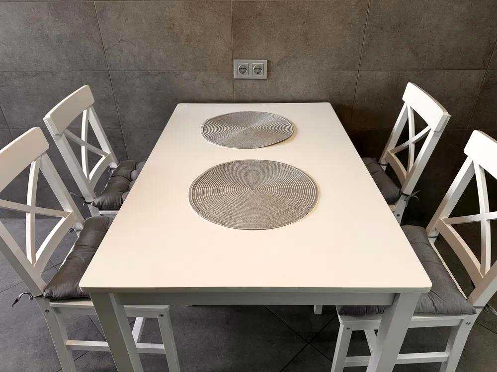 1877839585481743