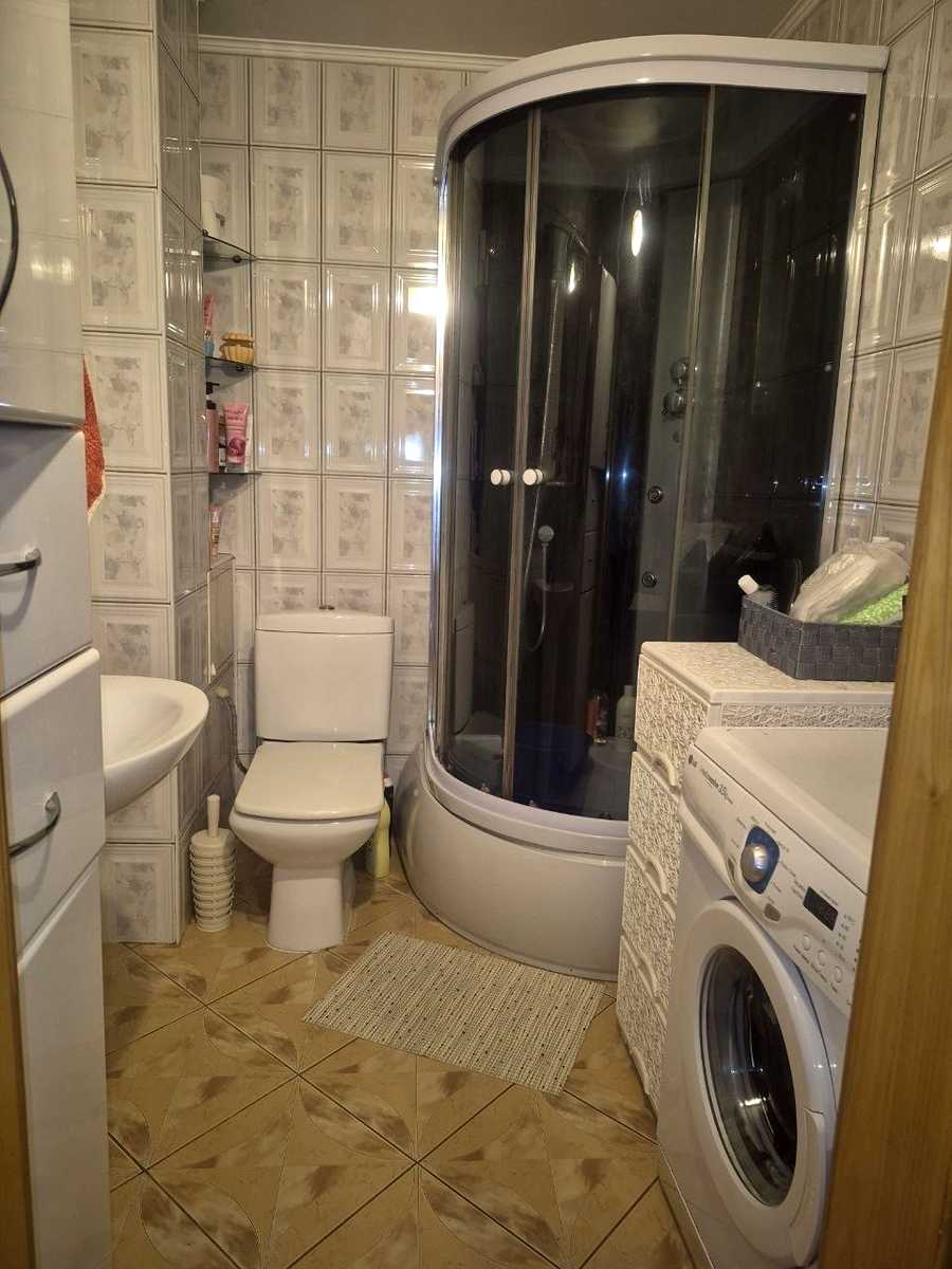 1877840473538127
