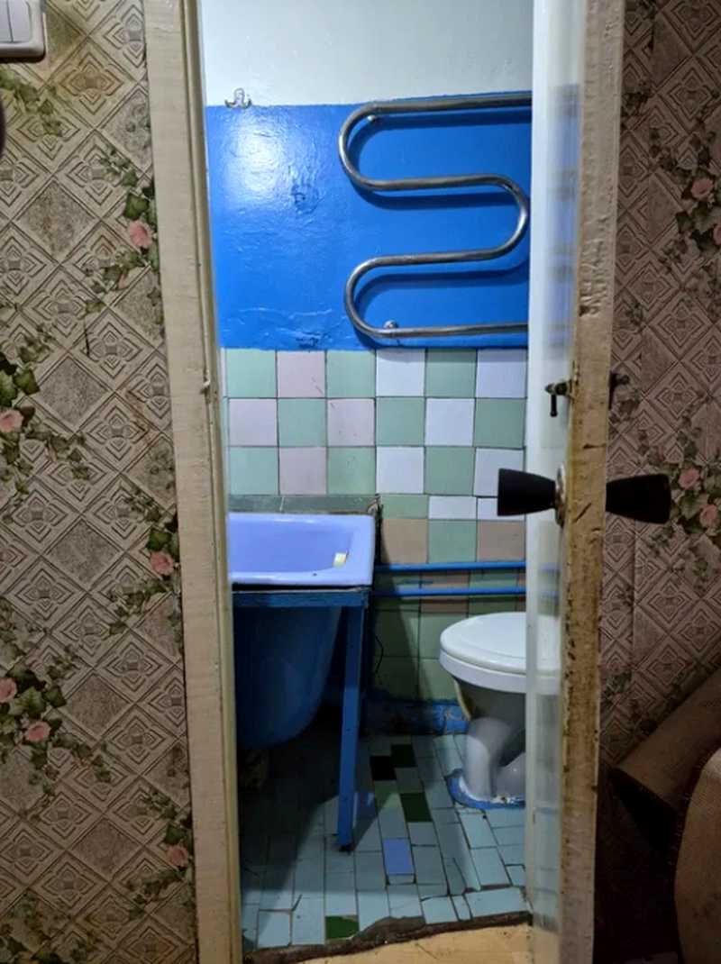 1877840642207569