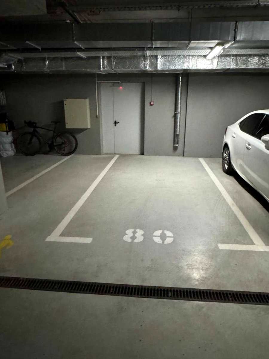 1877841213958117