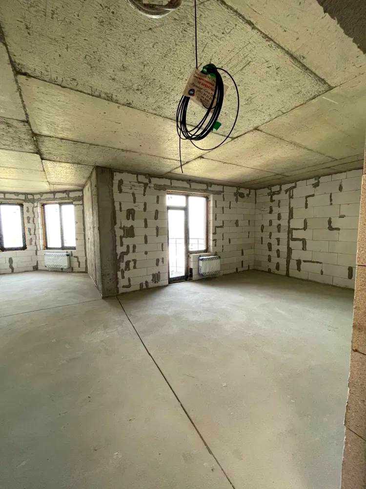 1877841315962216