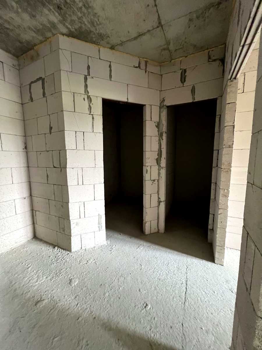 1877841502162994
