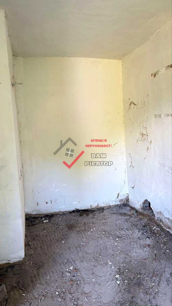 1877842109434846