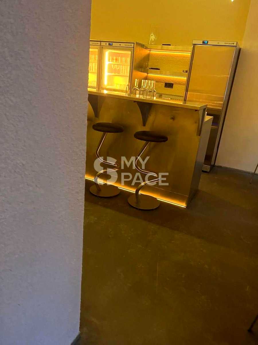 1877842414547241