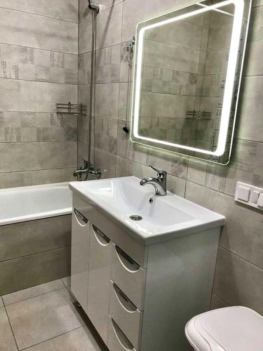 1877842512327142