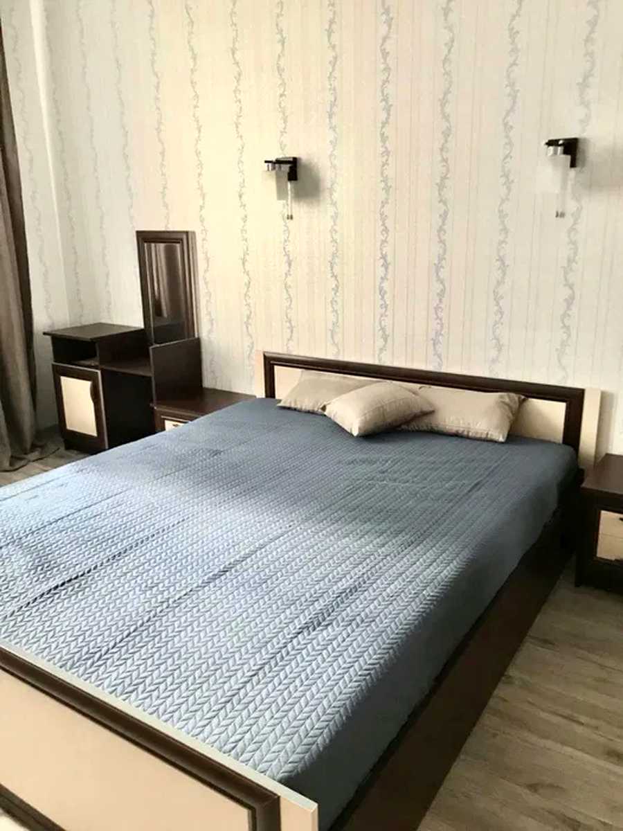 1877842514744947