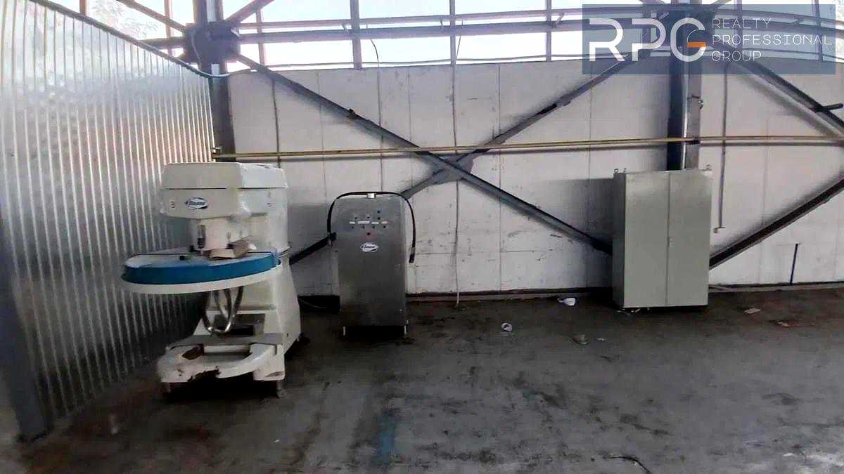 1877843417422186
