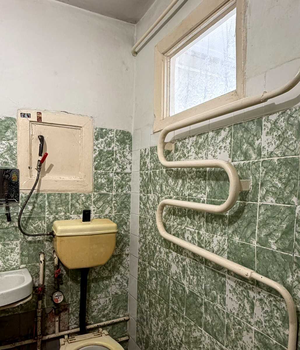 1877843488095989