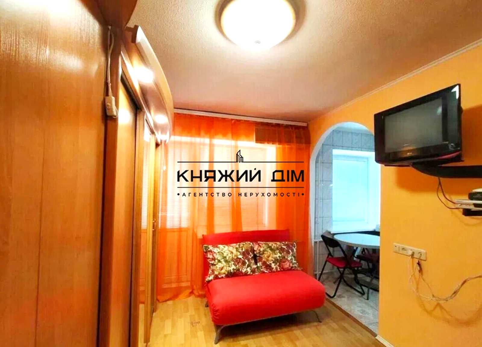1877843657421273