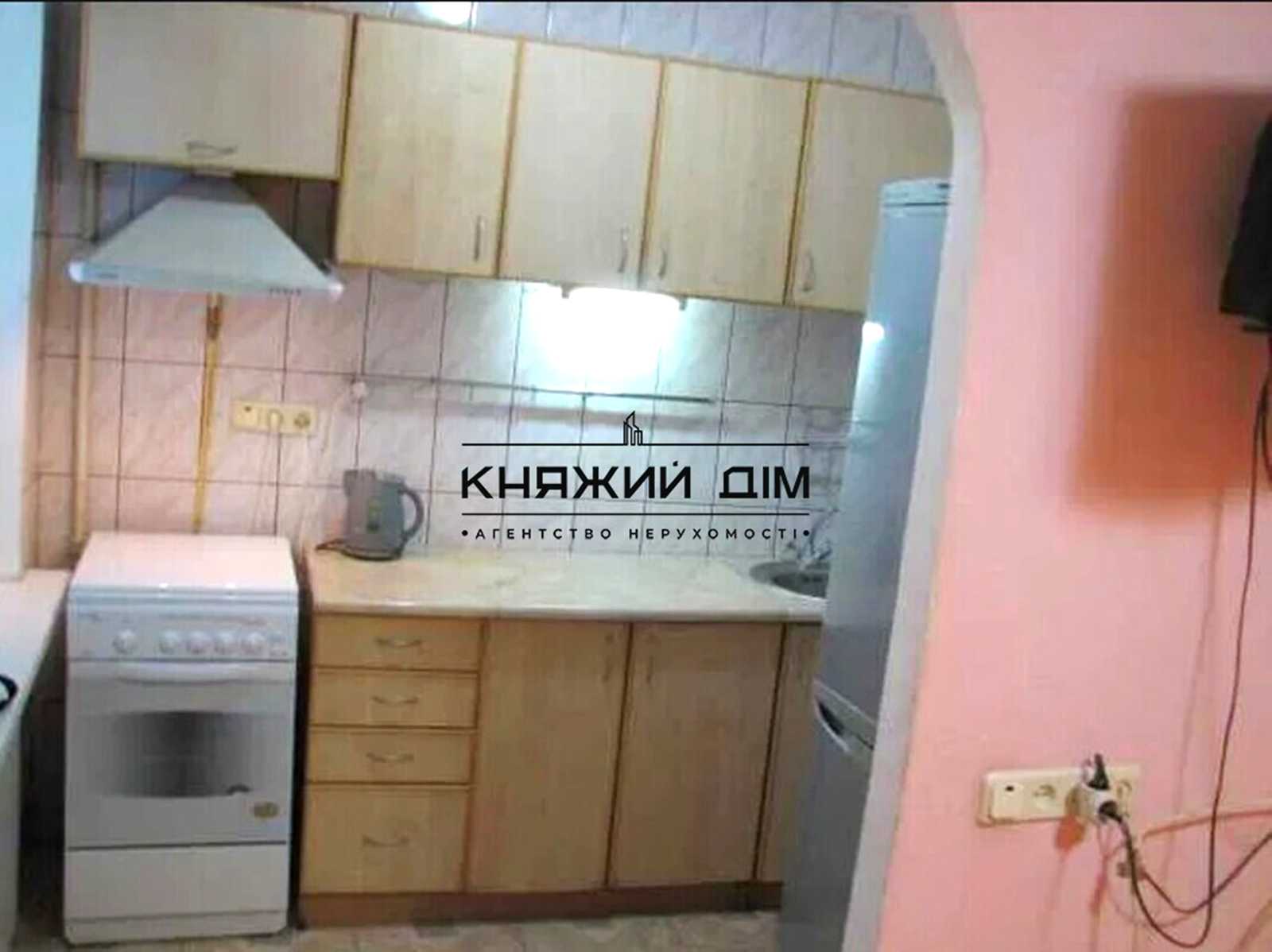1877843660276027