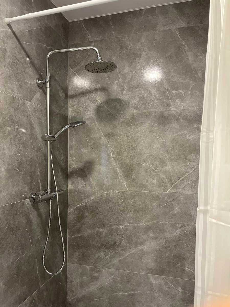 1877844173989786