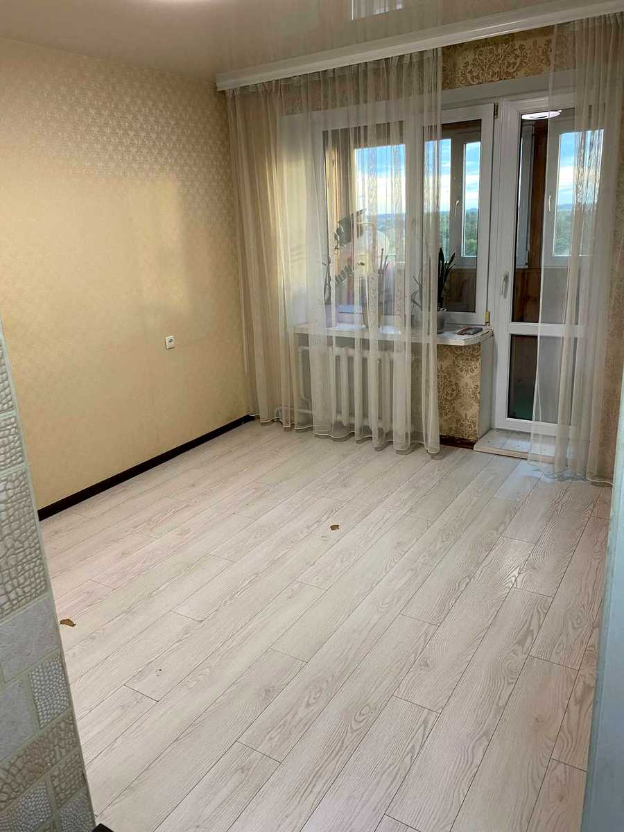 1877844567590410