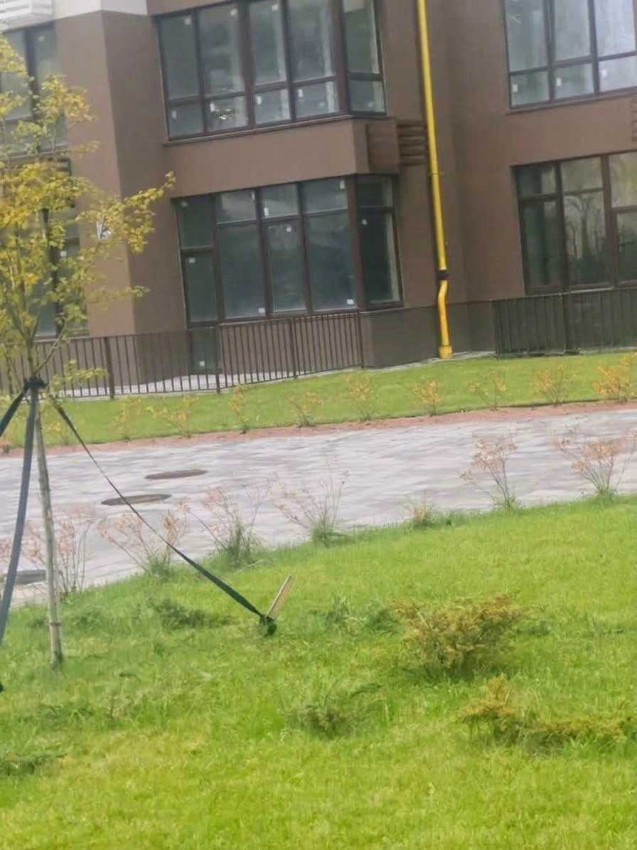 1877845009791422