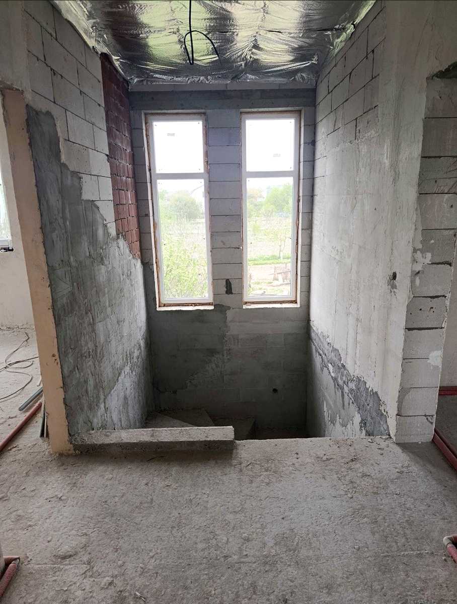 1877845405848766