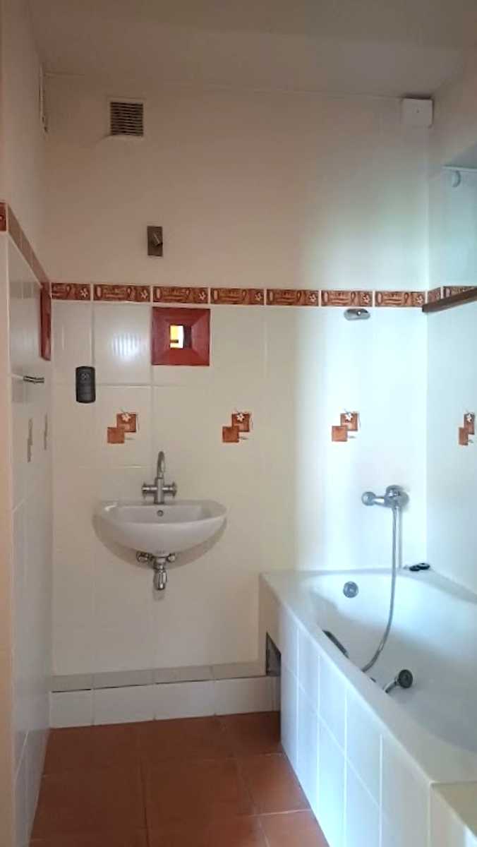1877845454222560