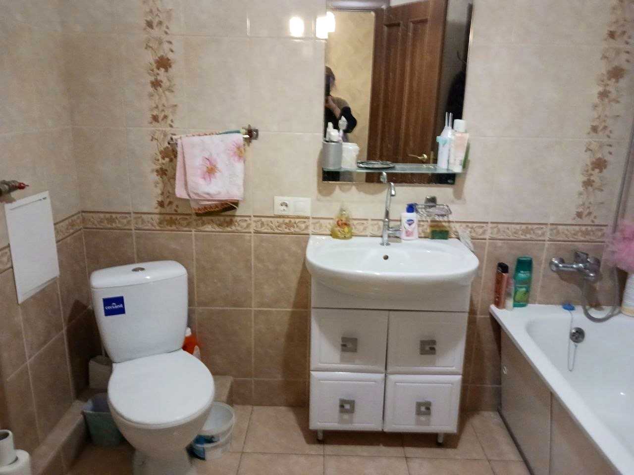 1877845630723221