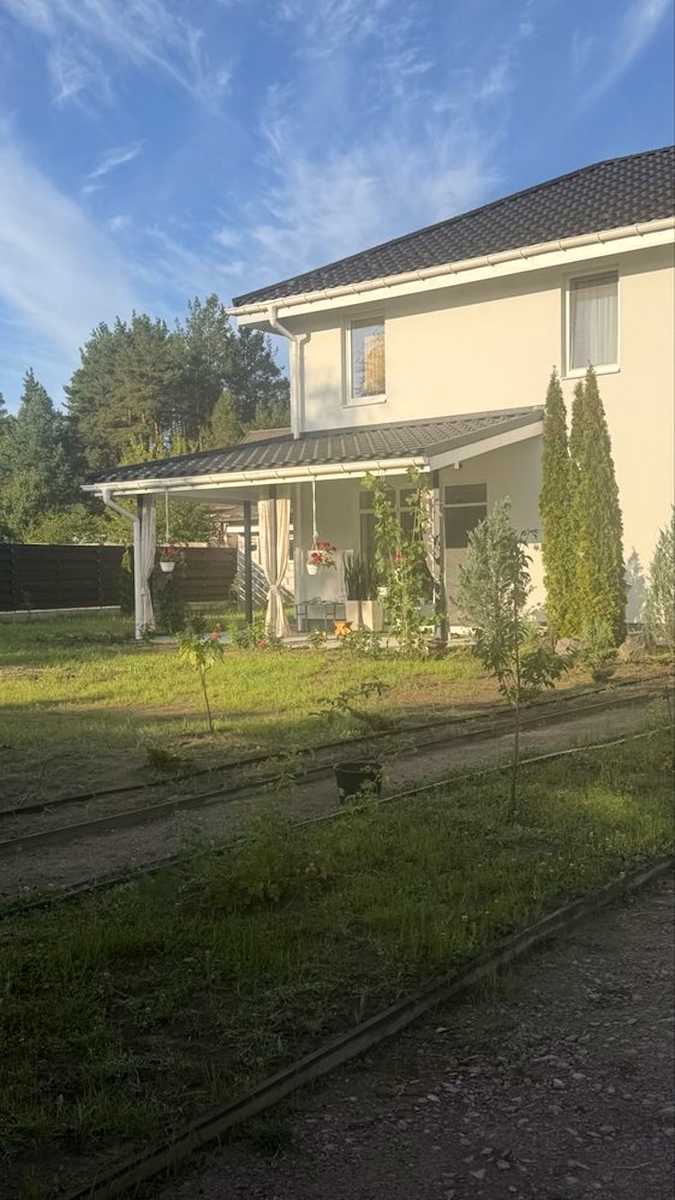 1877845738832718