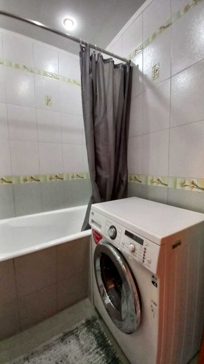 1877846137522750