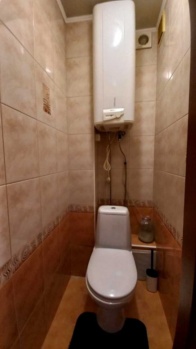1877846137805431