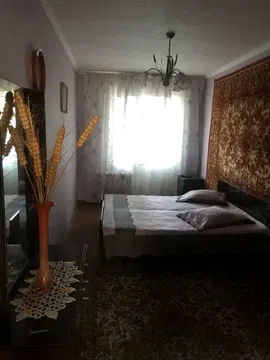 1877846238152628
