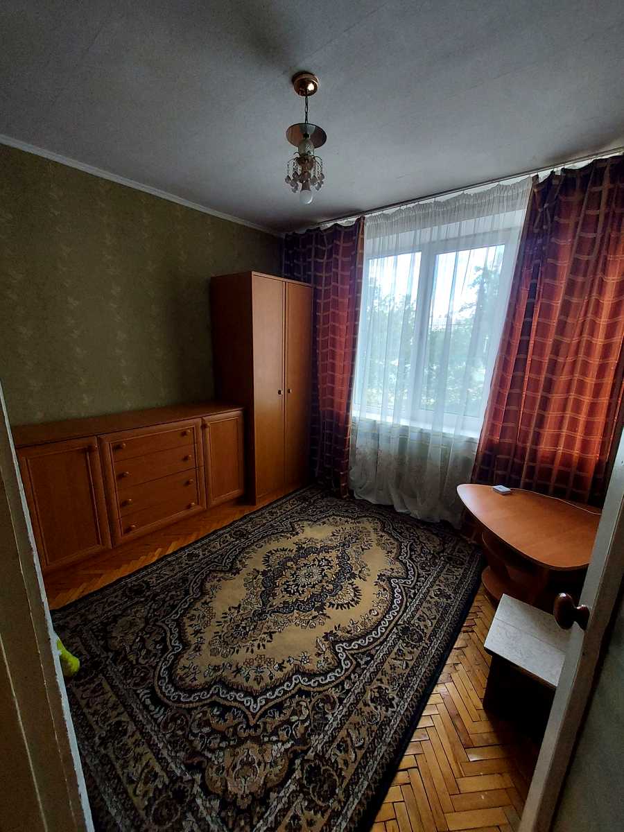 1877847205870795