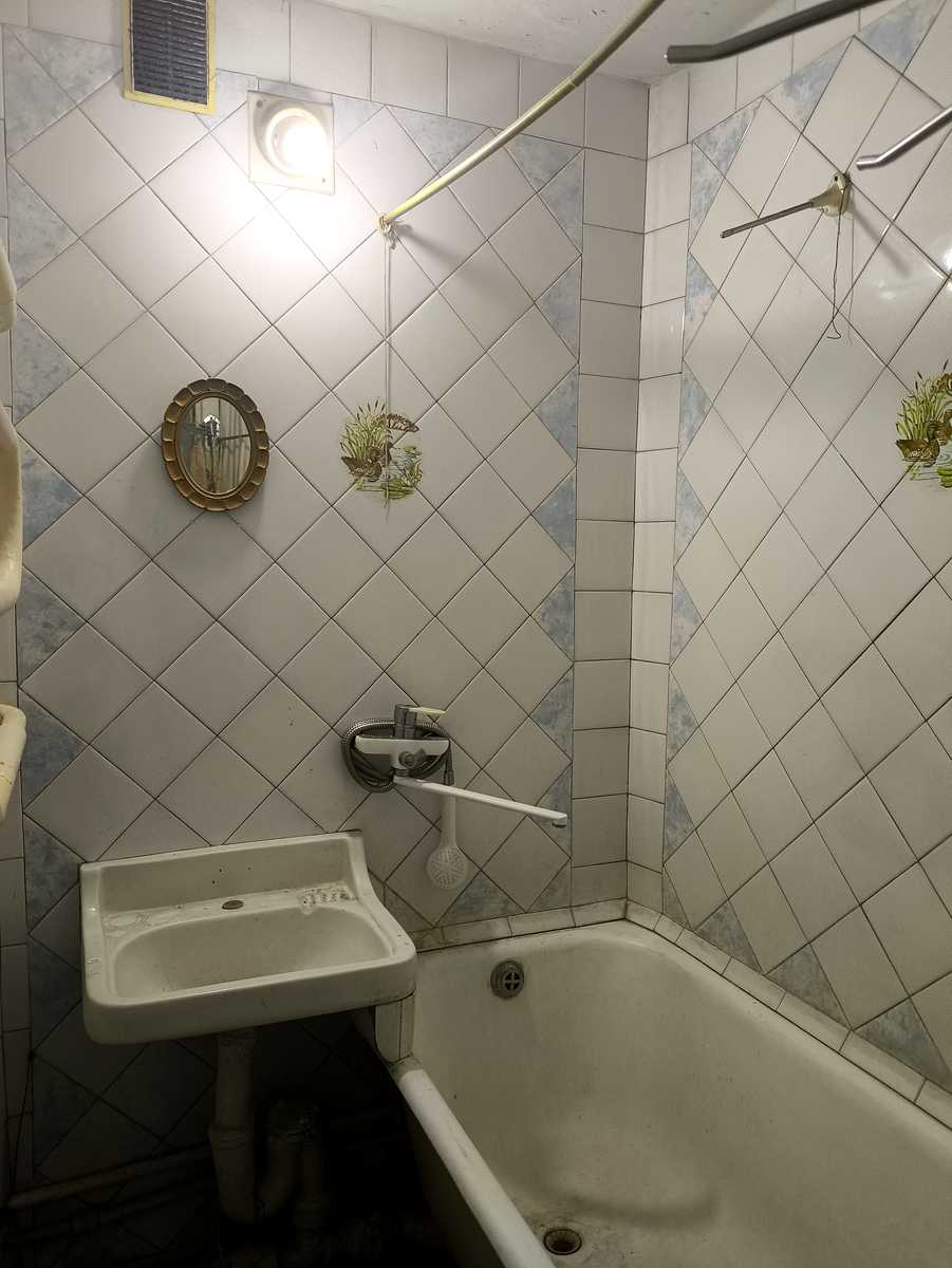 1877847763797661