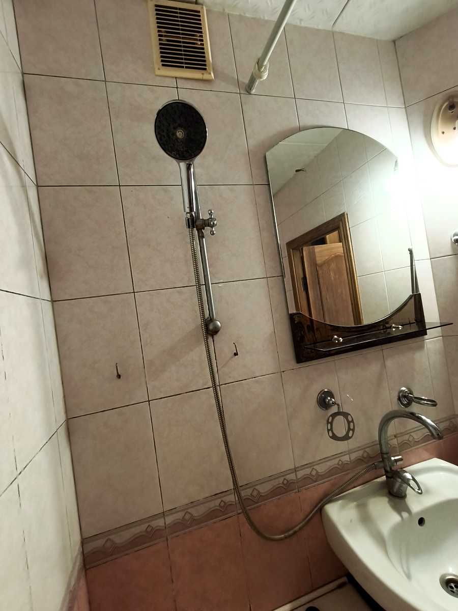 1877848044064610
